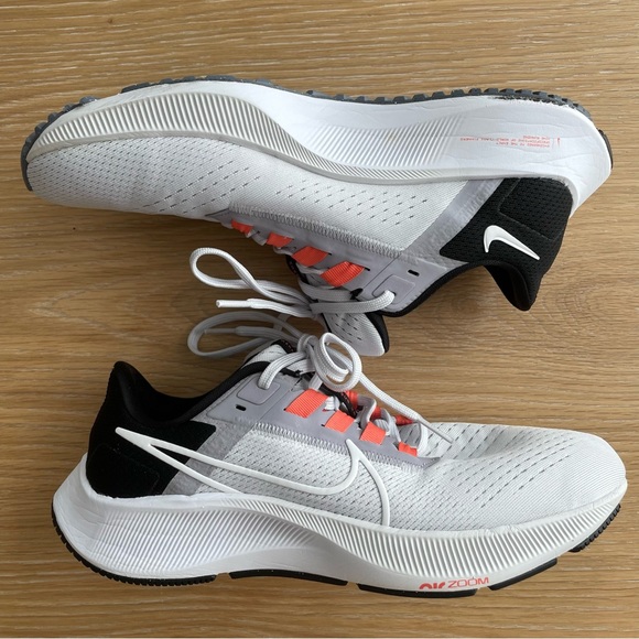 Nike Air Zoom Pegasus 38 Roadrunning Shoes - Size 9 - Picture 4 of 10